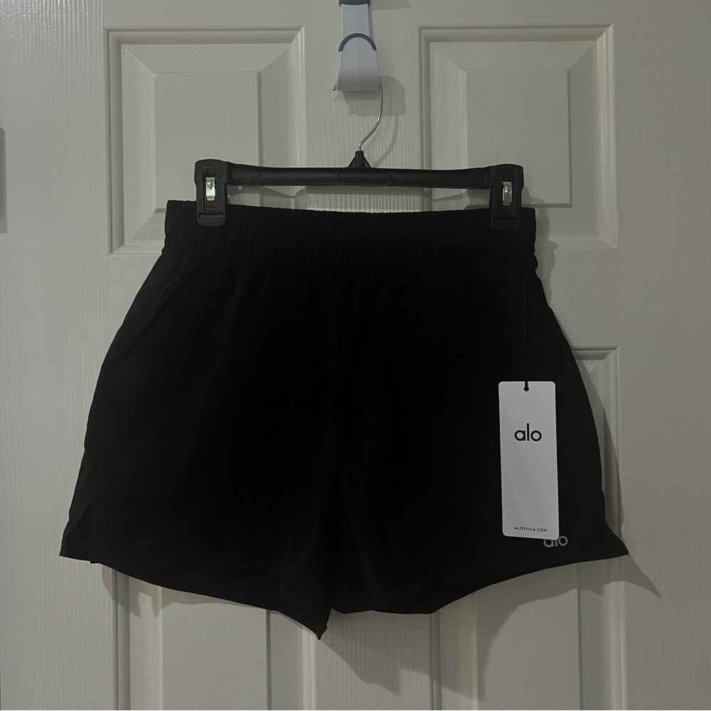 ALO Yoga Black Alumni Short Size S (New with Tag, Never Worn)